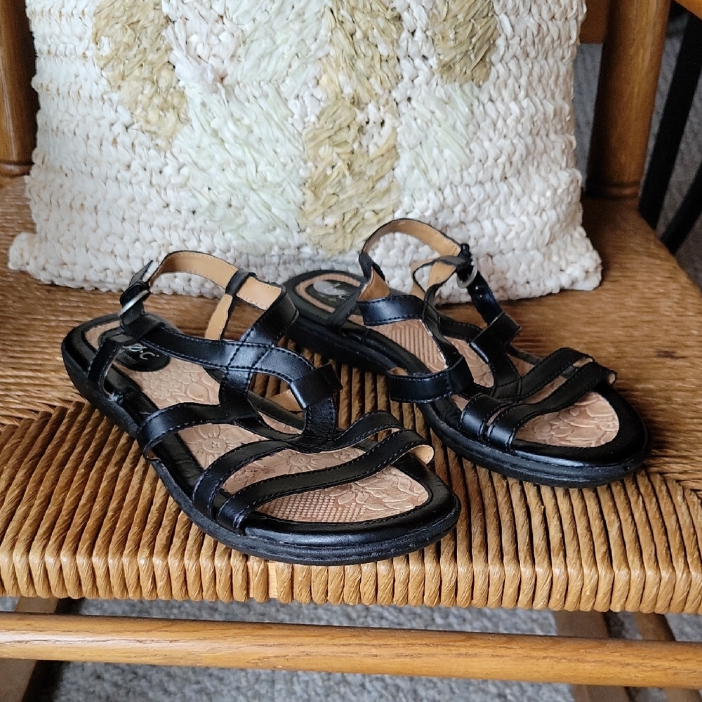 B.O.C Born Concepts, black strappy sandals, size 9M
